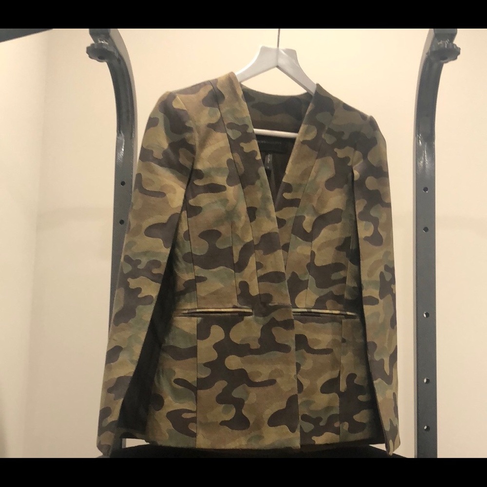 BCBG Upas Camouflage Cape